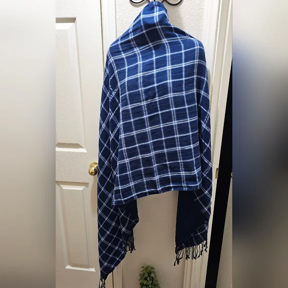 Pashmina Lightweight Cotton Wrap Shawl Royal Blue Plaid With Fringe EUC - Picture 2 of 7